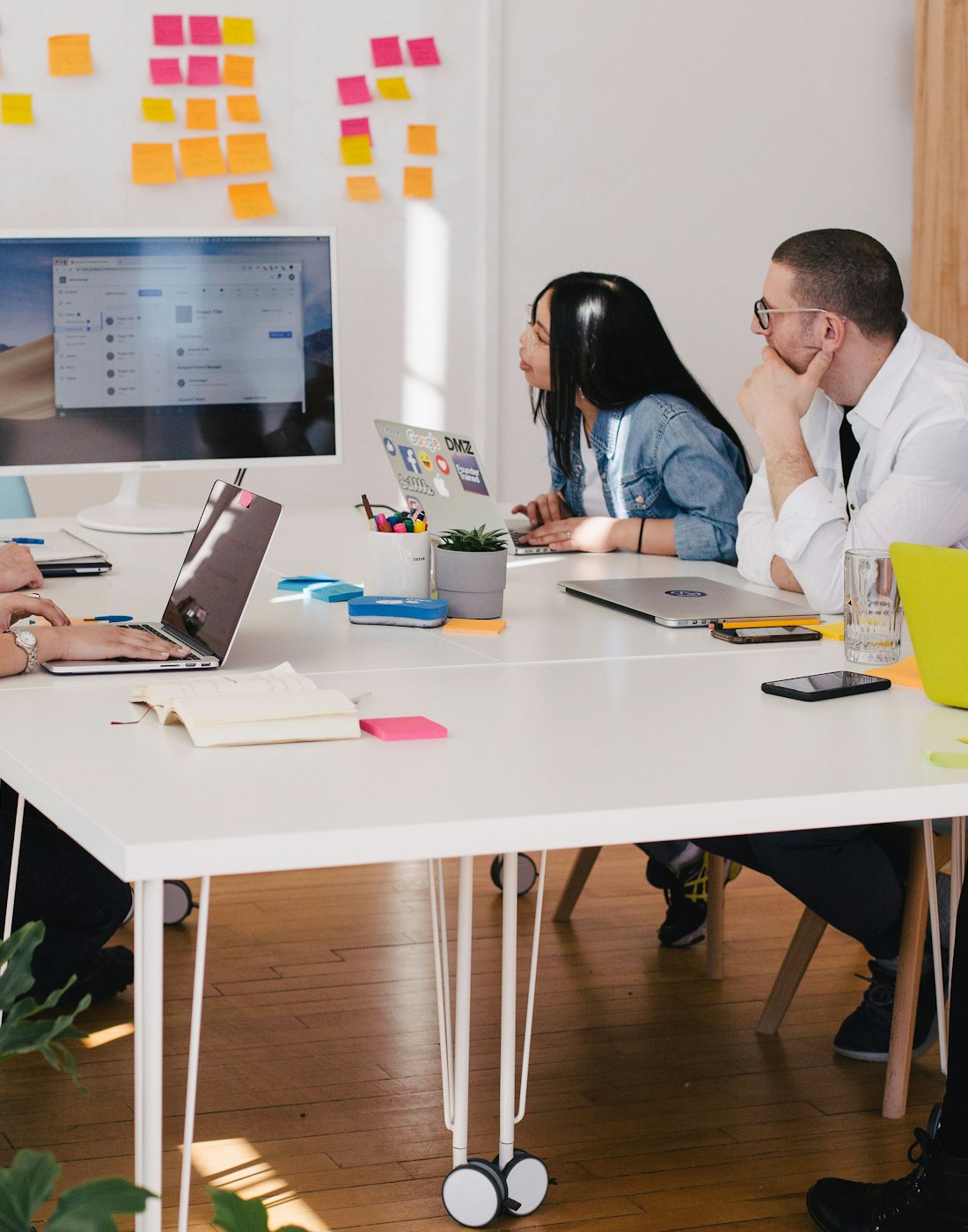Social Media Advertising team work