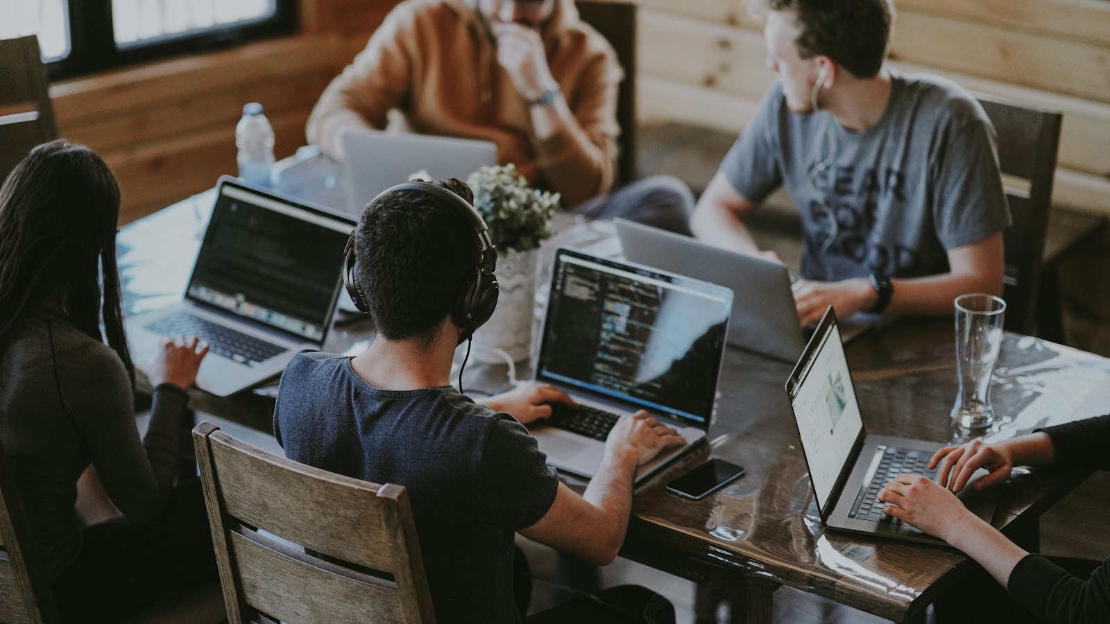 Vyon Media team collaboration